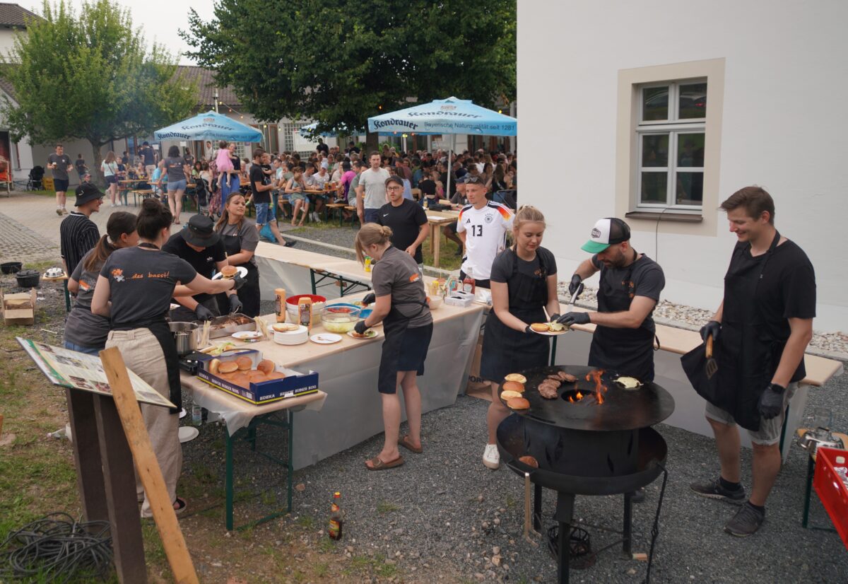 Sommer und Sieg: Barbecue-Abend der Kolpingfamilie Waldthurn