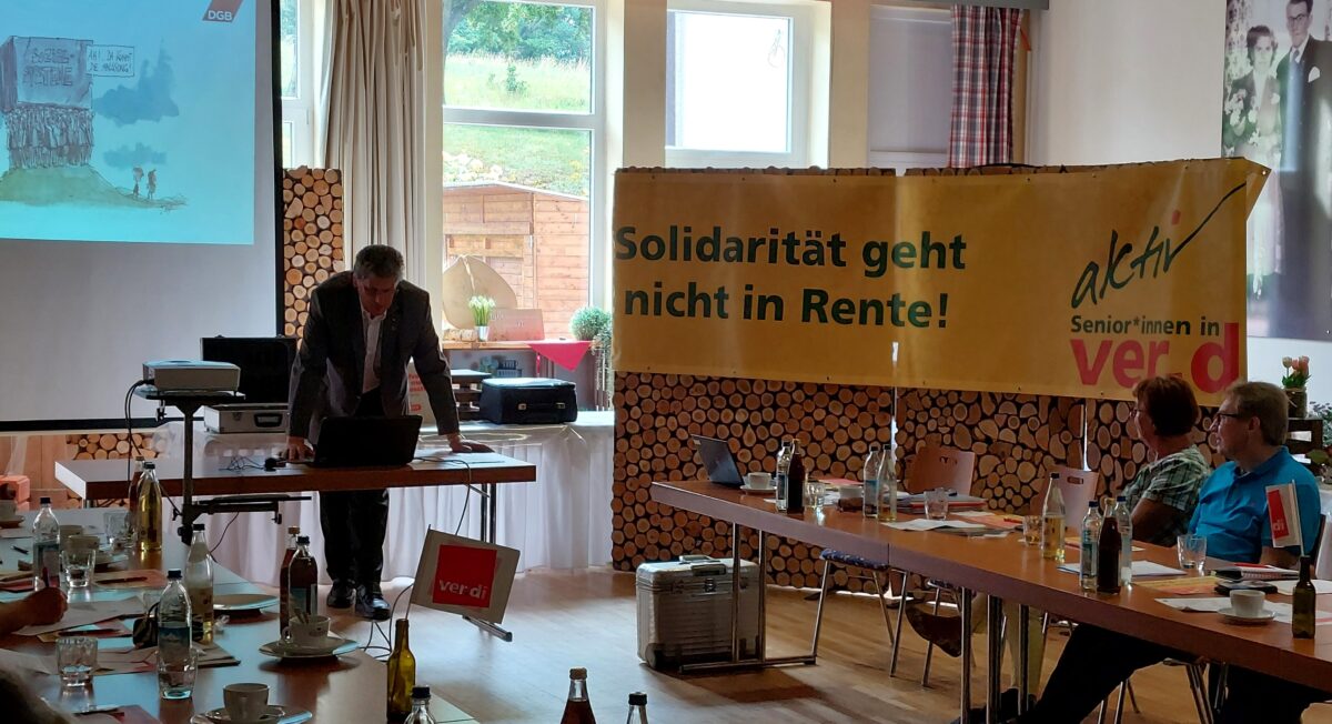 Oberpfälzer Senioren diskutieren Sozialpolitik