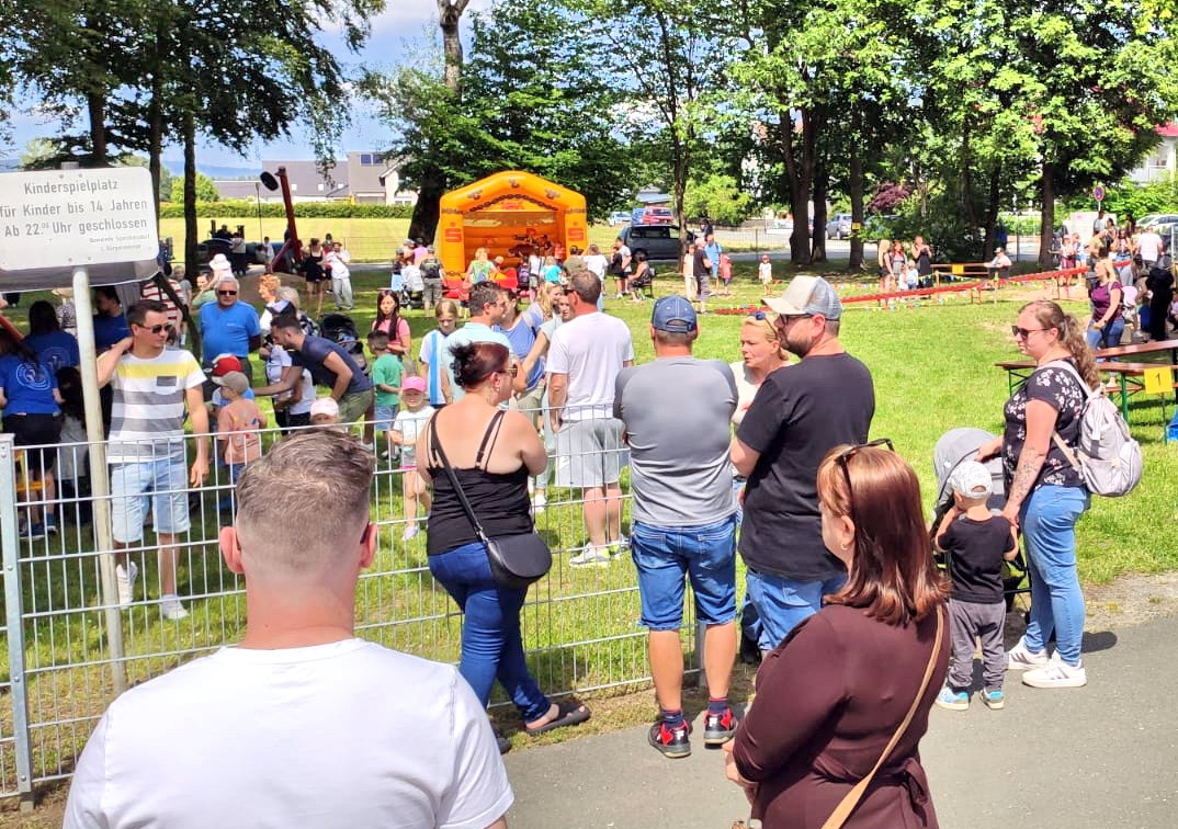 Falken-Kinderfest begeistert in Speichersdorf