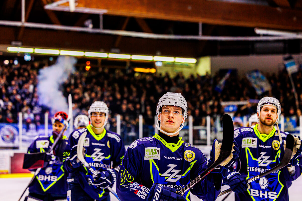Blue Devil Tom Schwarz erhält Fördervertrag