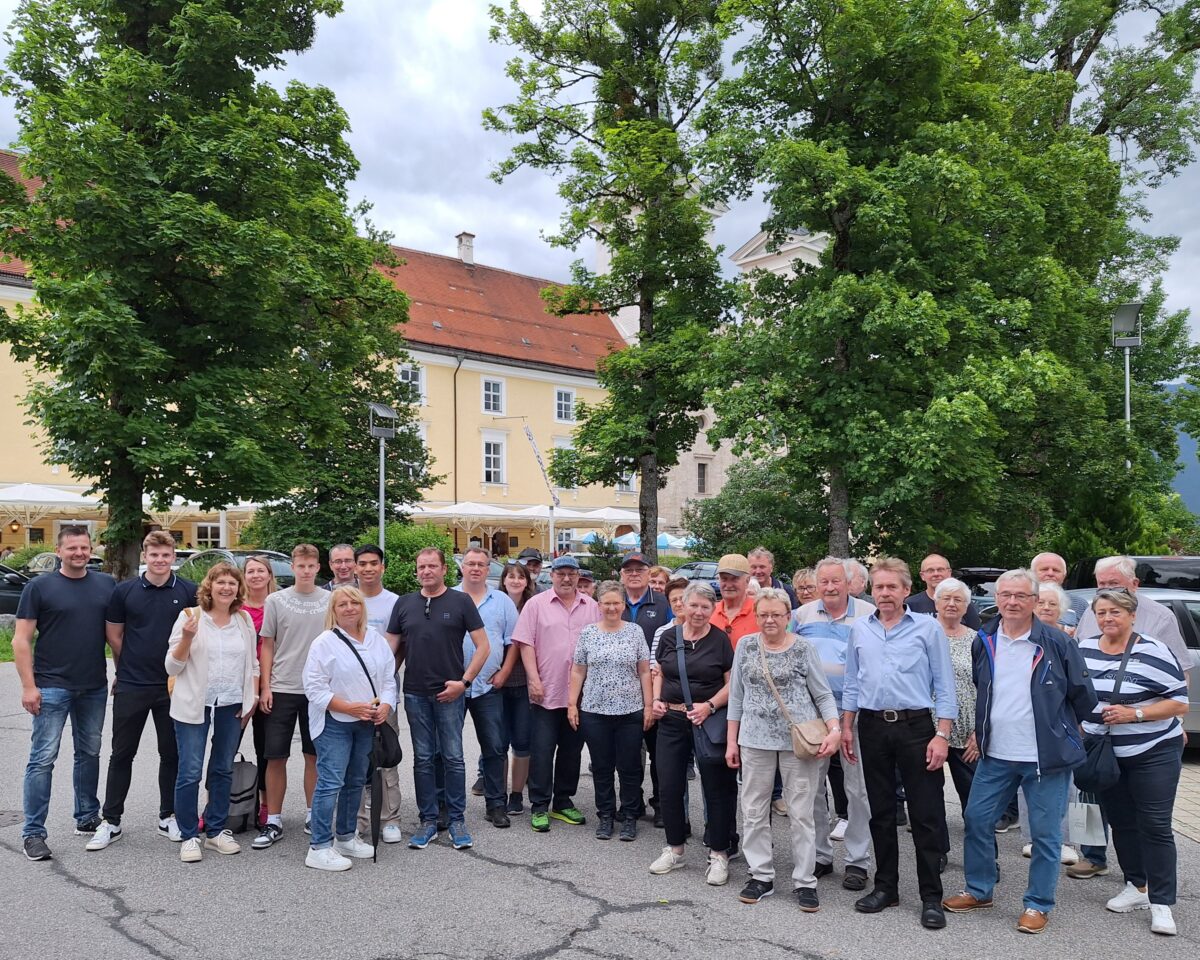 Stachusgrunzer auf Erkundungstour am Tegernsee