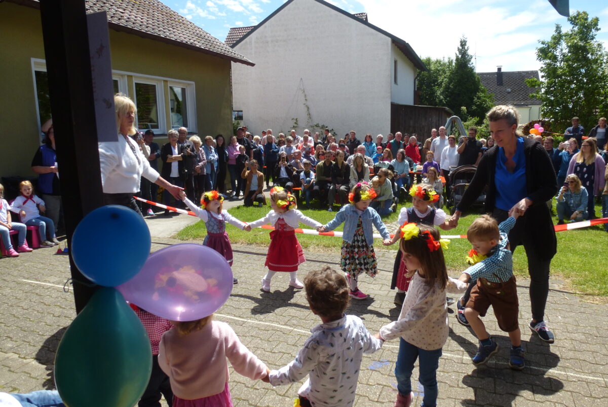 Kindergarten St. Martin Kaltenbrunn feiert ein fröhliches Sommerfest