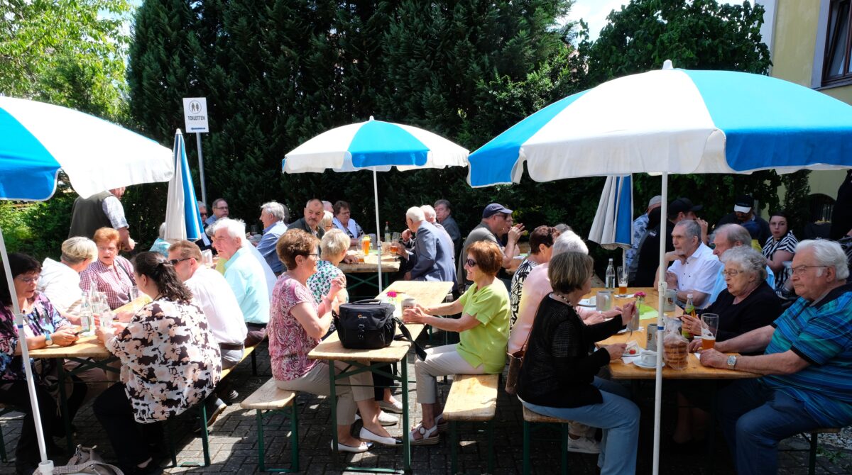Eschenbach feiert harmonisches „Mei-Fest“