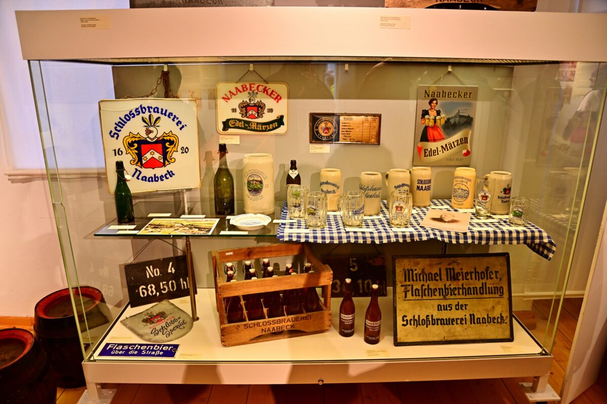 „Zum Wohlsein“ – Neue Ausstellung zum Bier im Stadtmuseum Schwandorf