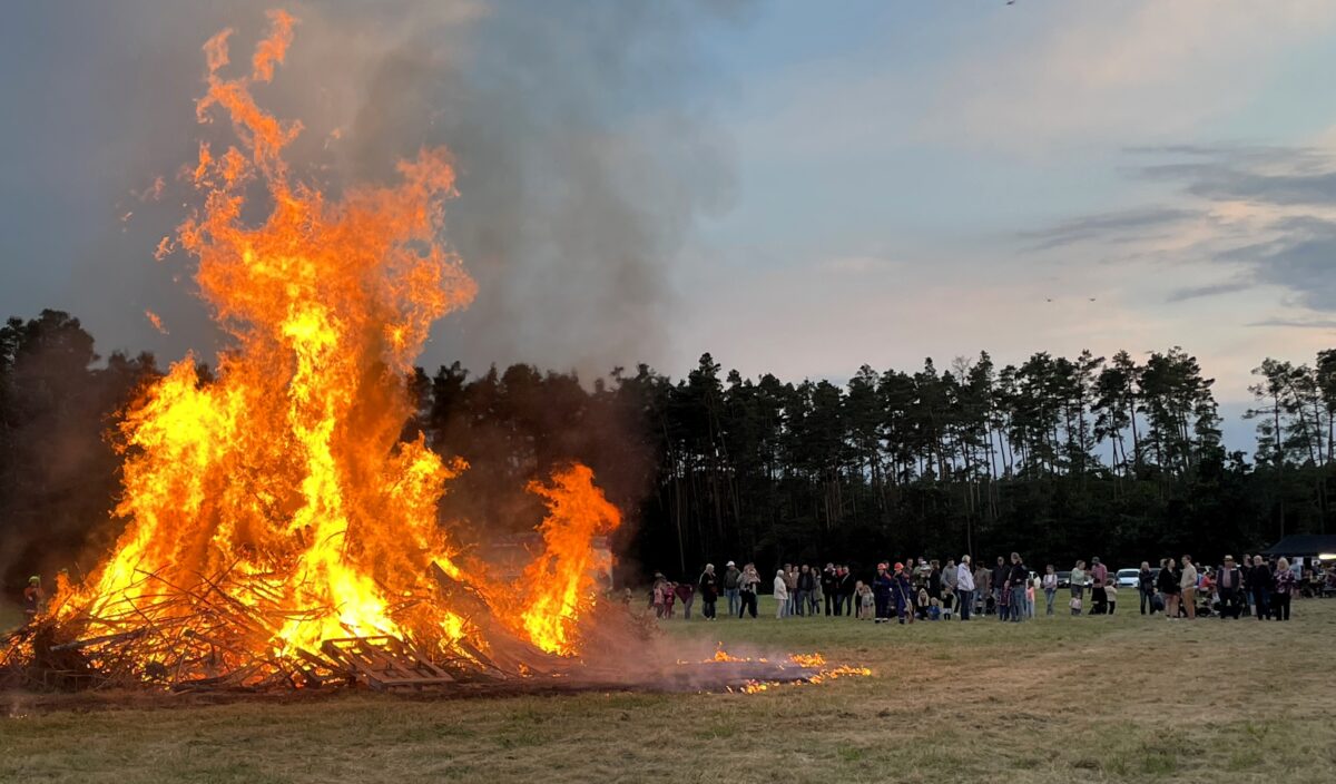 Junge Union feiert: Johannisfeuer ein voller Erfolg