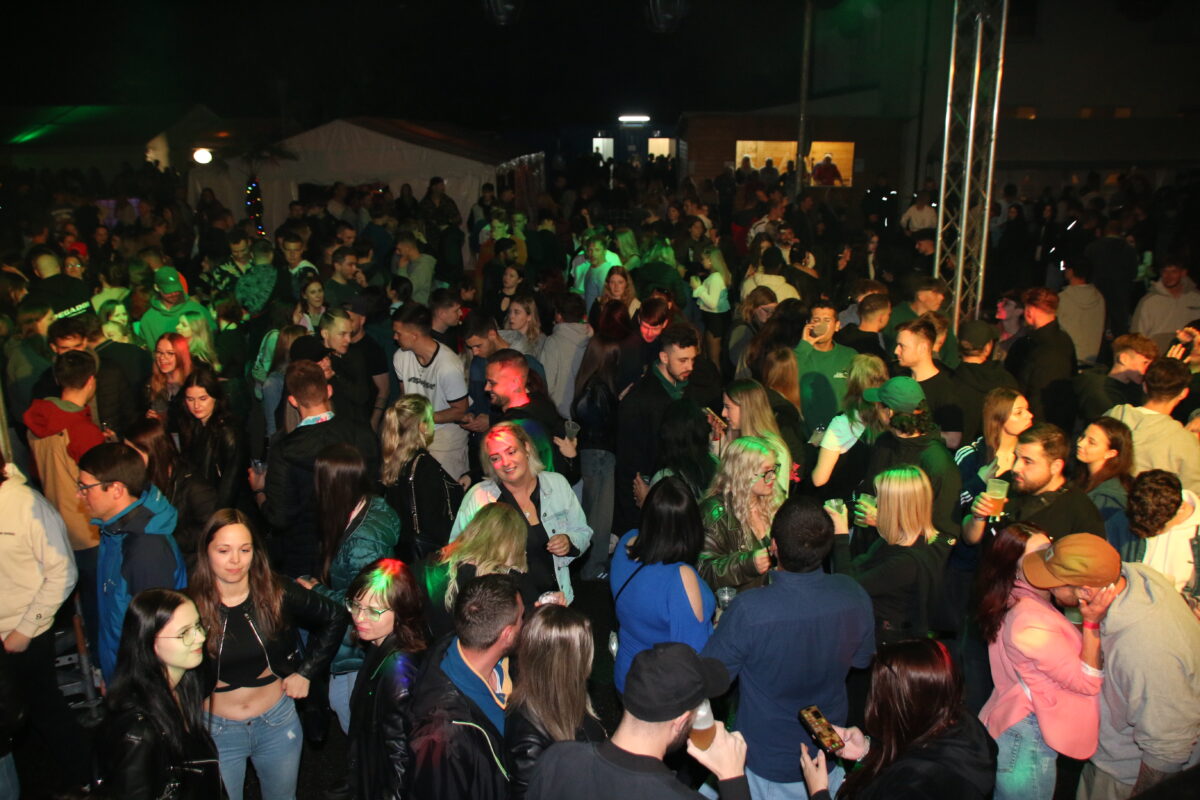 Dießfurter Beachparty trotzt dem Wetter
