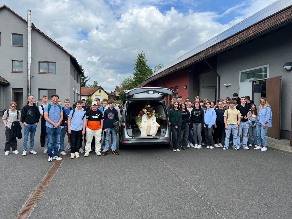 Besuch beim Bestatter auf dem Lehrplan