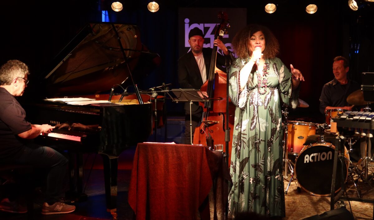 Jazz-Zirkel in Weiden triumphiert während EM-Spiel
