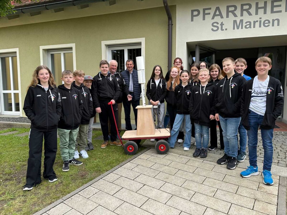 Handwerkliche Hilfe erleichtert Kirchengänge in Eslarn
