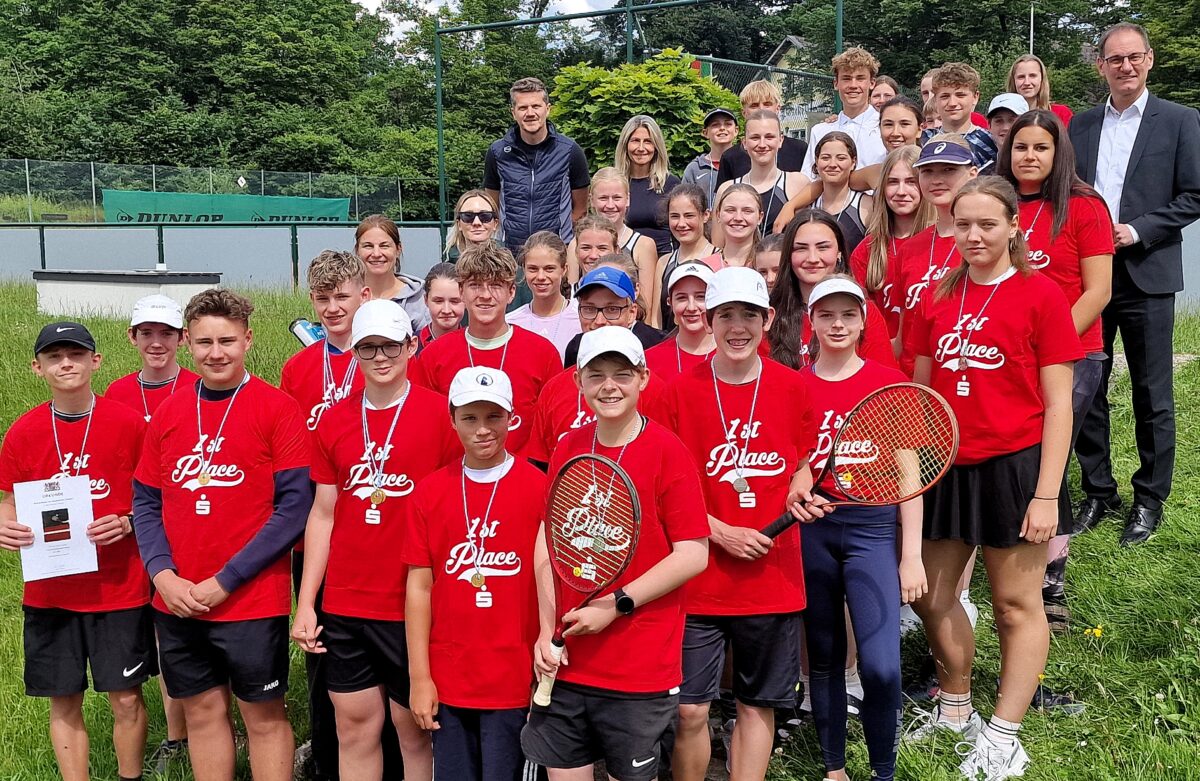 Bezirksfinale Tennis – Kepler Gymnasium qualifizierte sich für die Nordbayerische Runde