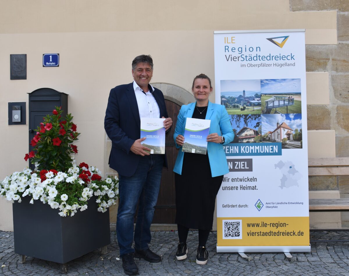 Tourismusbroschüre zeigt Orte und Highlights im Oberpfälzer Hügelland