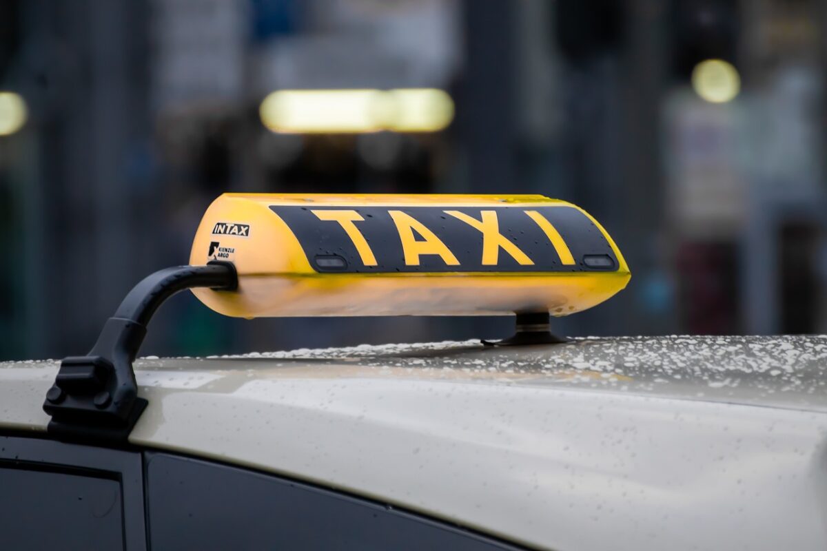 20 Jahre Fifty-Fifty-Taxi mit Jubiläums-Fotoaktion