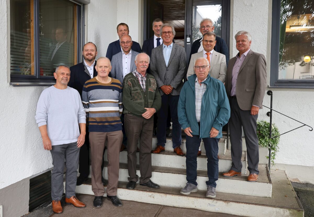 Ehrung für Feldgeschworene in Neustadt