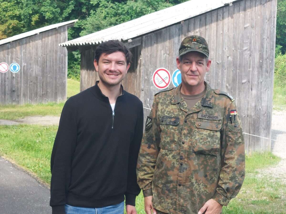 FDP-Politiker Gründer besucht Heimatschutz in Amberg