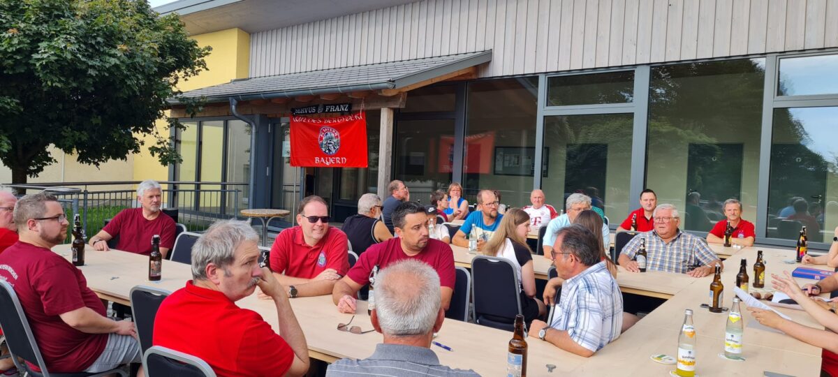 Bayern Fanclub Wildes Bergvolk stellt Weichen für die Zukunft