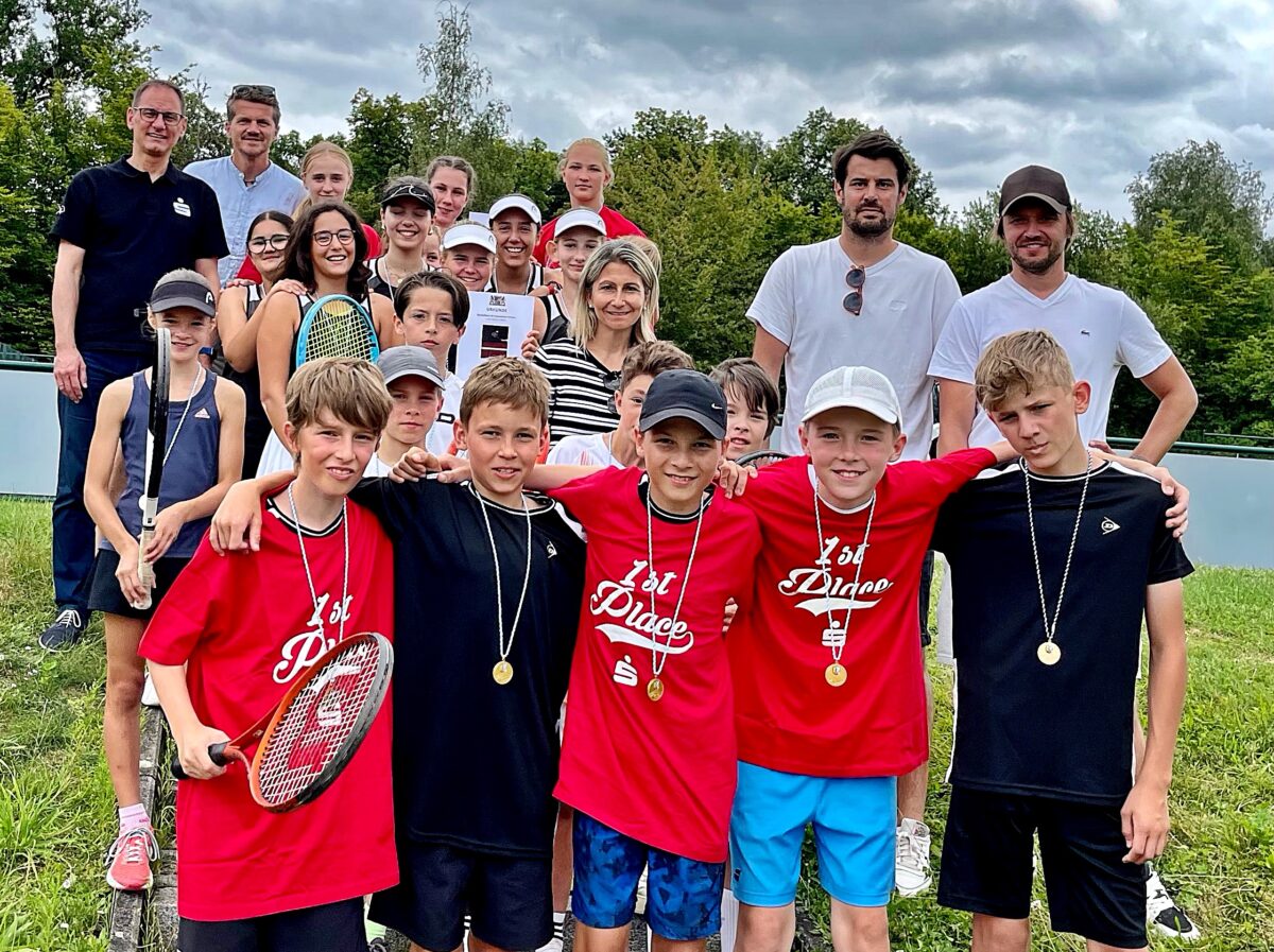 Weidener Gymnasium dominiert beim Bezirksfinale Tennis