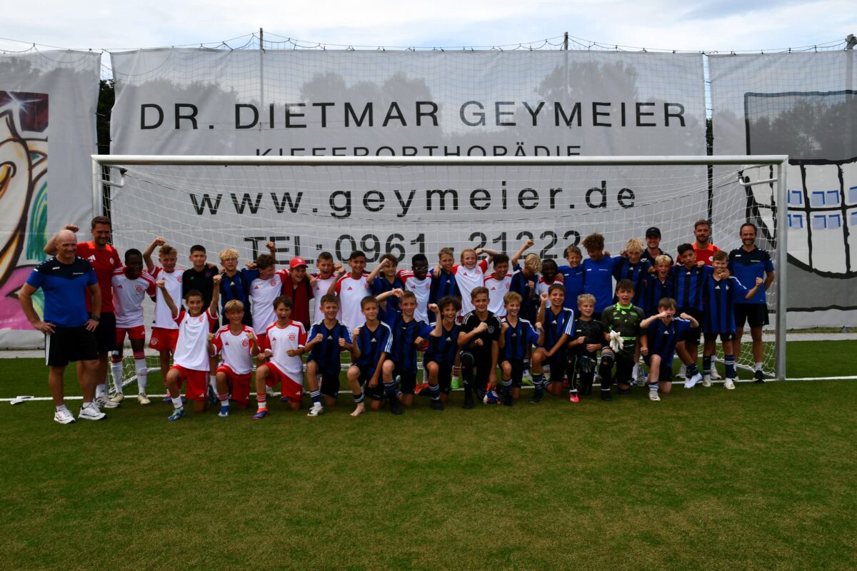 U 12 des FC Bayern München gewinnt zum dritten Mal den Ostbayern-Cup