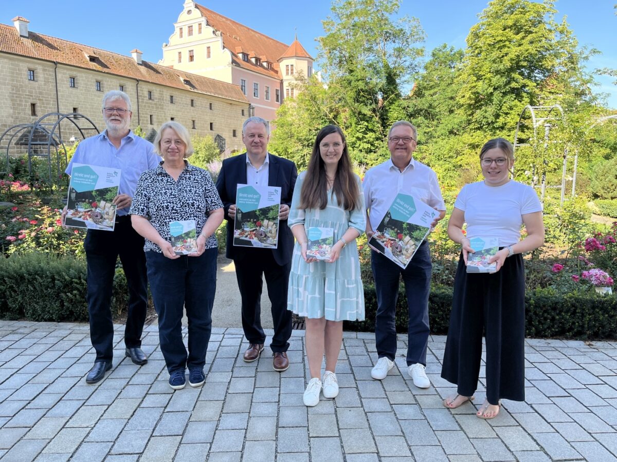 Neue Broschüre stärkt regionales Einkaufen in Amberg-Sulzbach