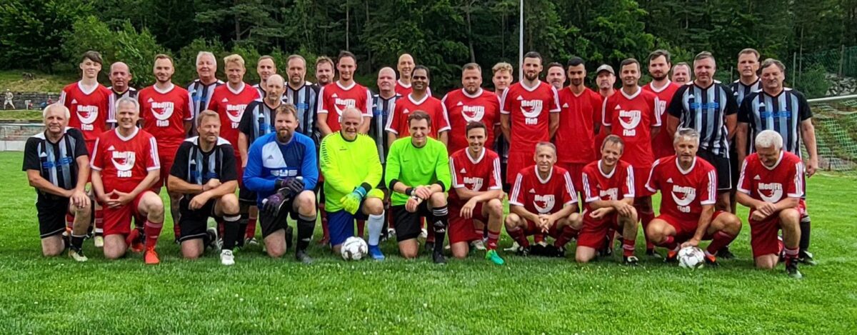 Legendenspiel als Höhepunkt des Festwochenendes 111 Jahre TSV Flossenbürg