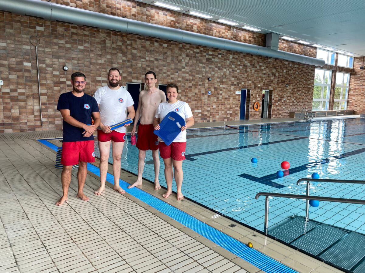 Spielend schwimmen lernen in Weiherhammer