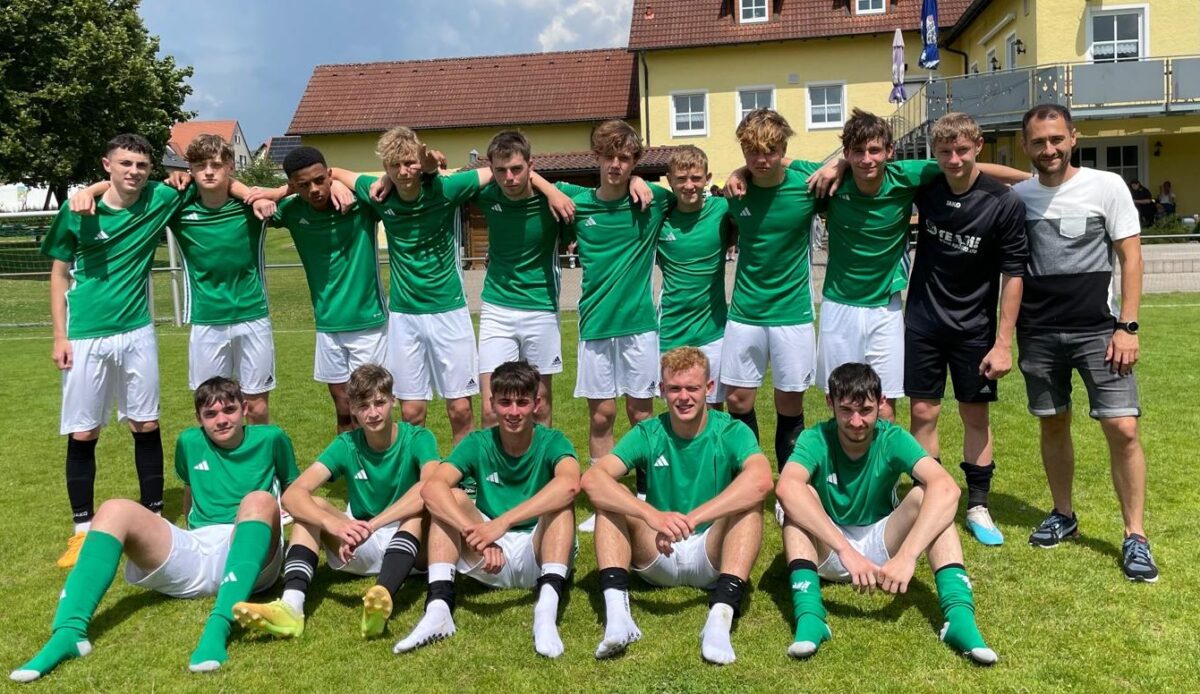 Fußballteams der Realschule Kemnath trumpfen bei überregionalen Entscheiden auf