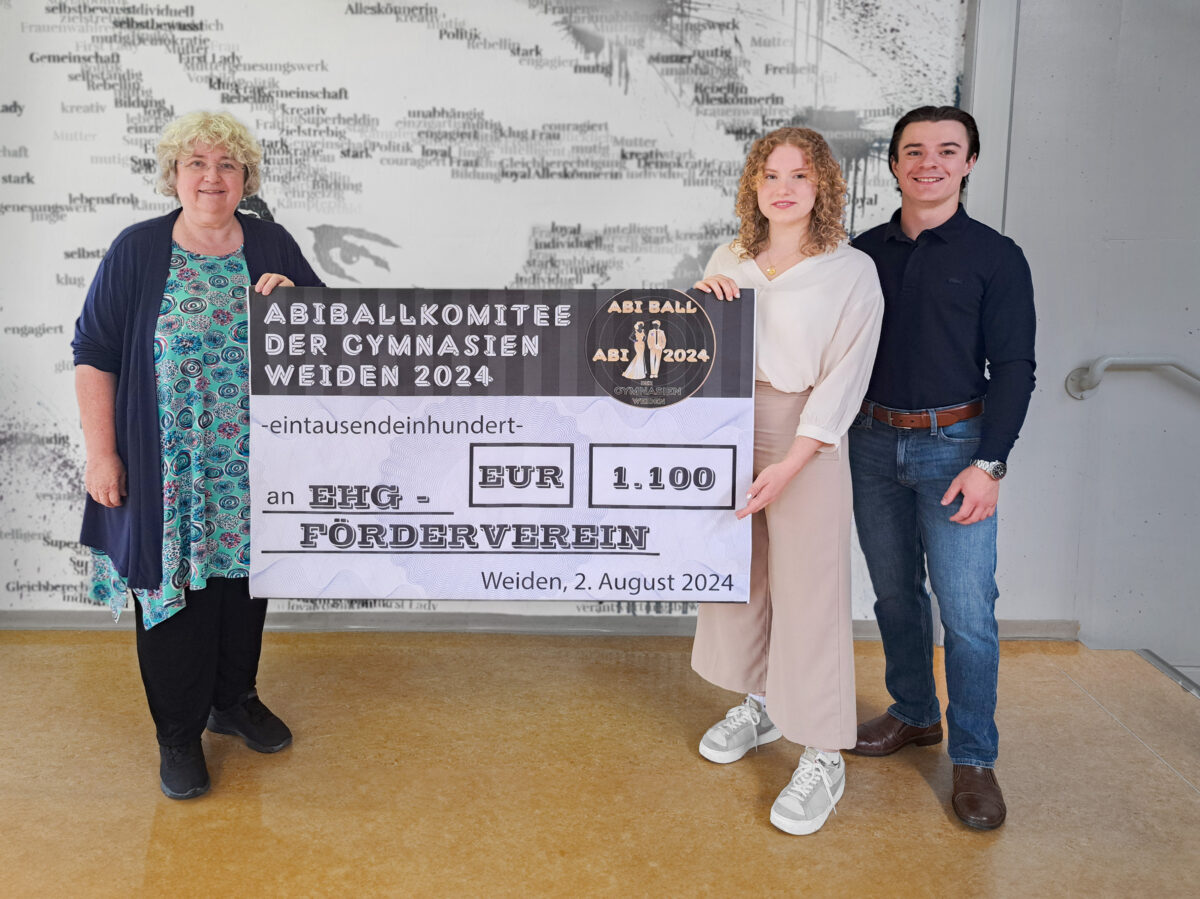 Abiballkomitee unterstützt EHG-Förderverein mit 1.100 Euro