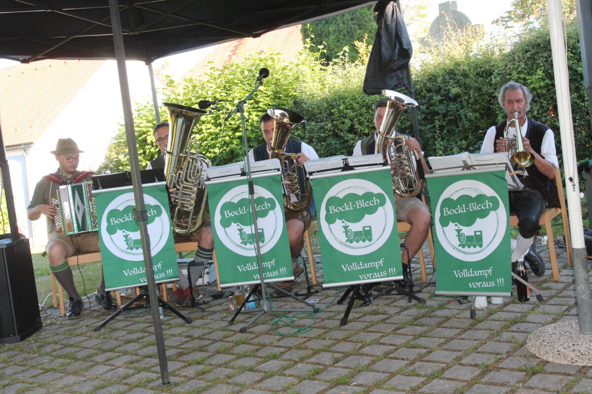 Dorffest in Neudorf begeistert Jung und Alt
