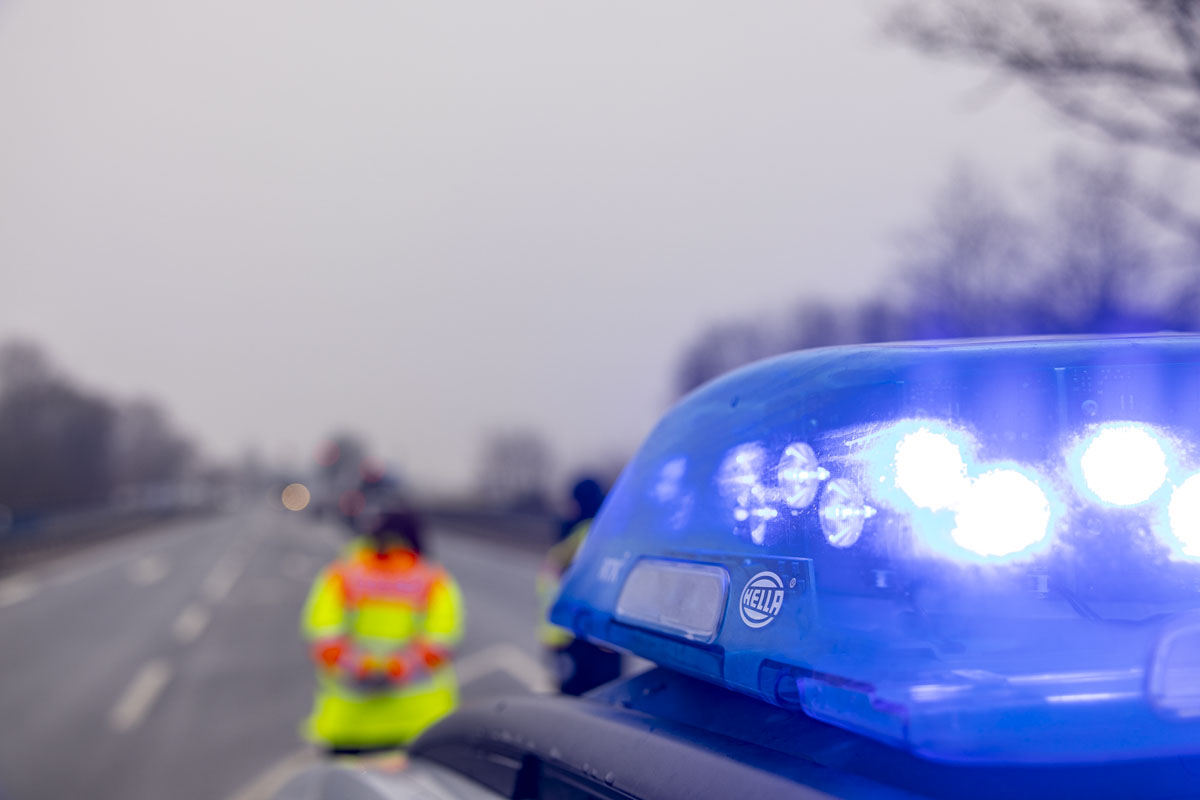 Auffahrunfall bei Einsatzfahrt eines Rettungswagens