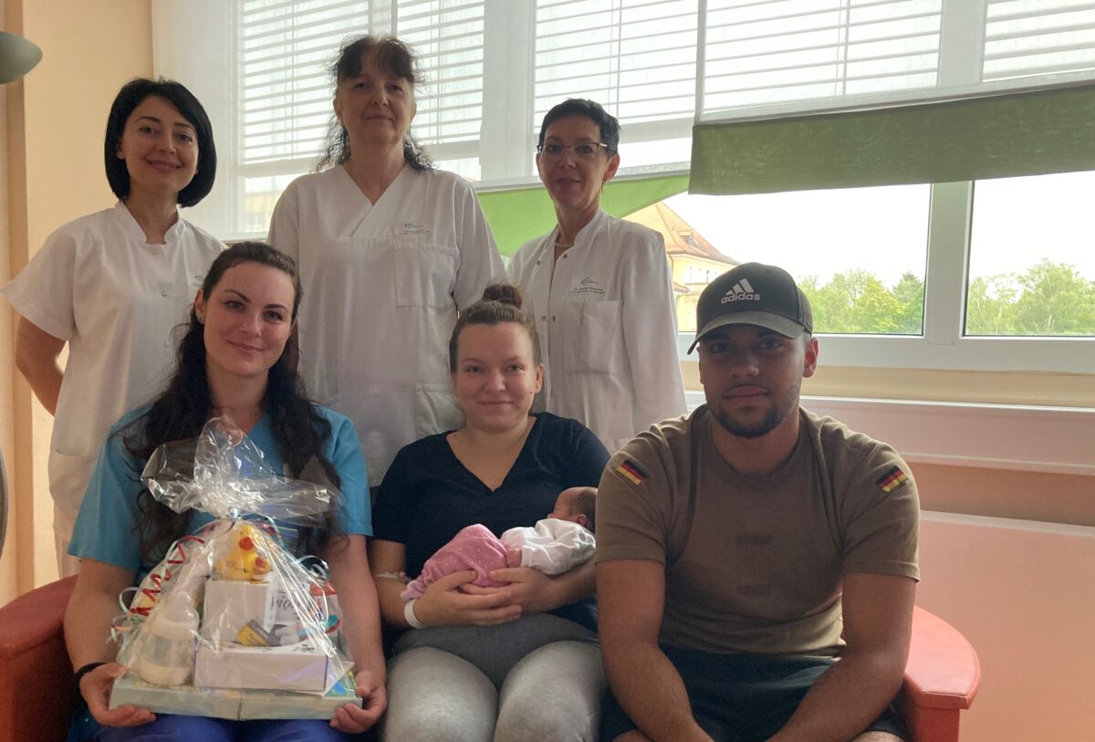 Besondere Geburt am Klinikum Fichtelgebirge: Ella macht die 300 voll