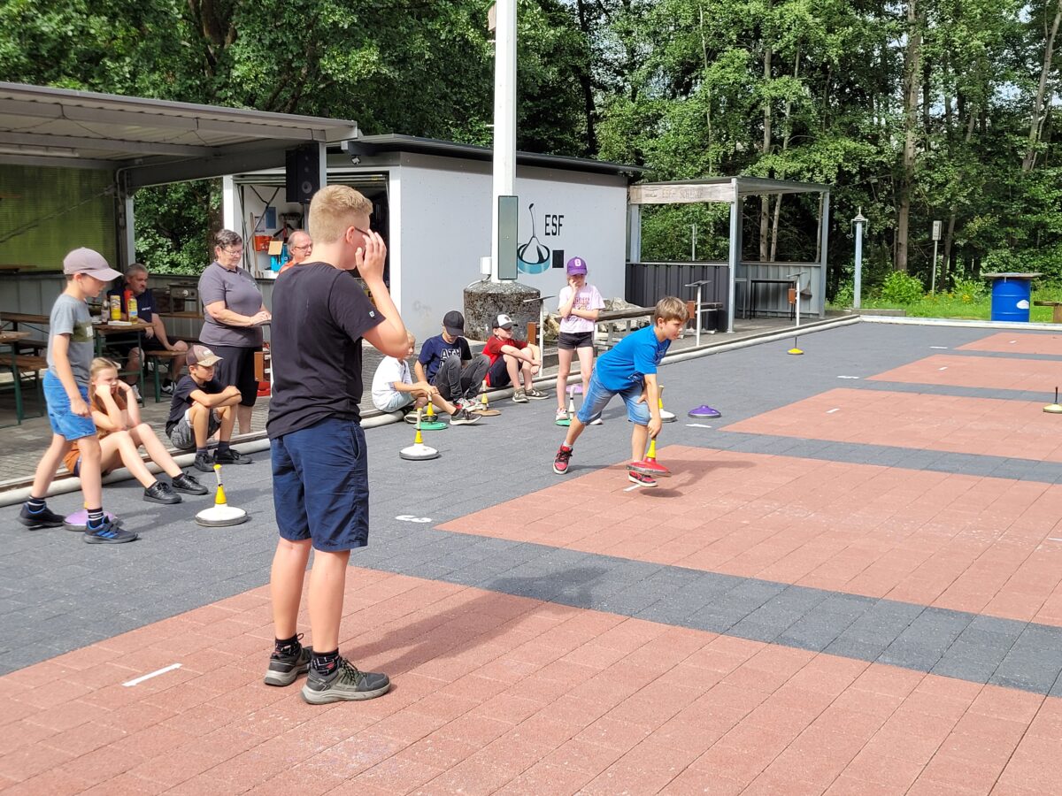Ferienprogramm beim Stockschützenheim