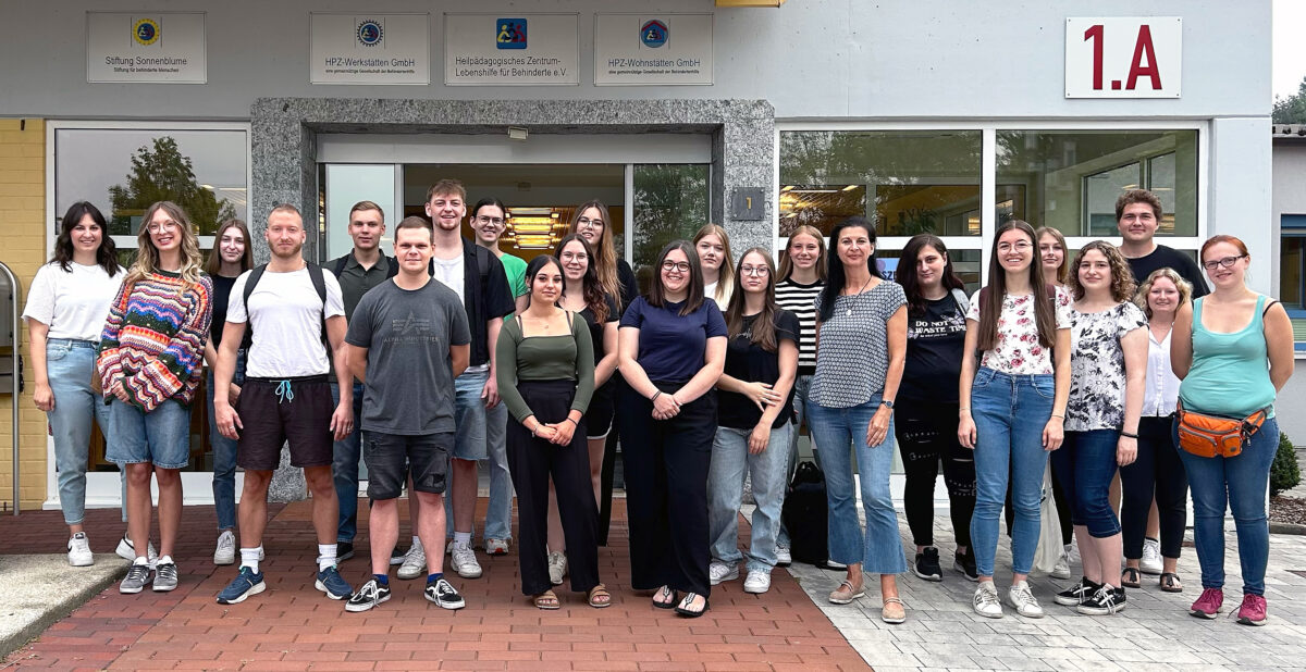 HPZ Irchenrieth startet mit Frühstück in die Ausbildung