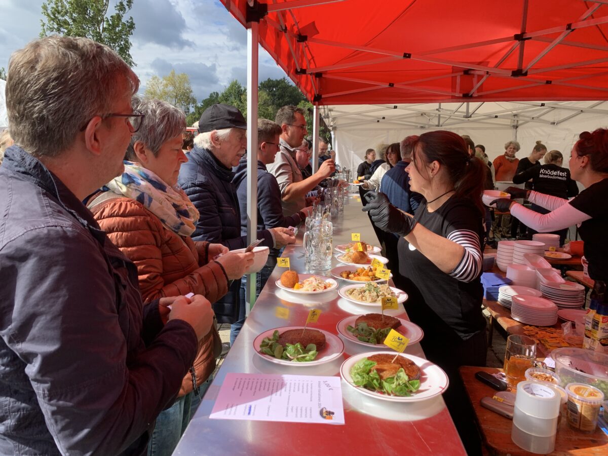 4. Knödelfest mit Rekordbesuch