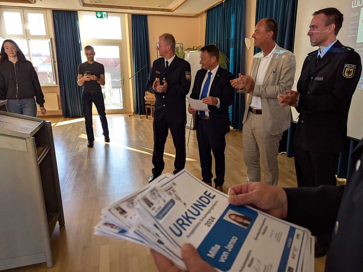29 neue Schoolguards in Weiden ausgebildet