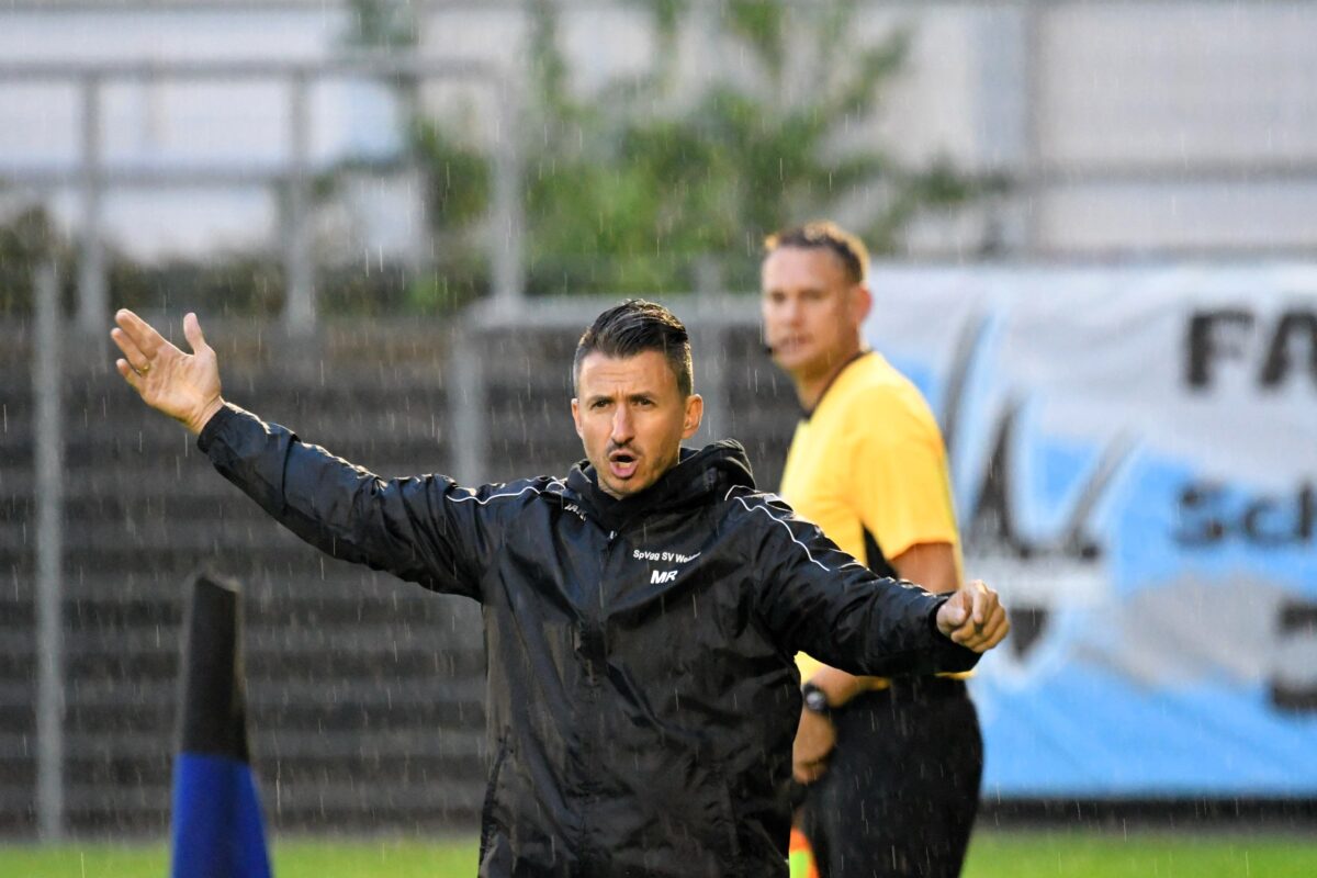 Michael Riester bleibt der SpVgg SV Weiden zwei weitere Jahre erhalten