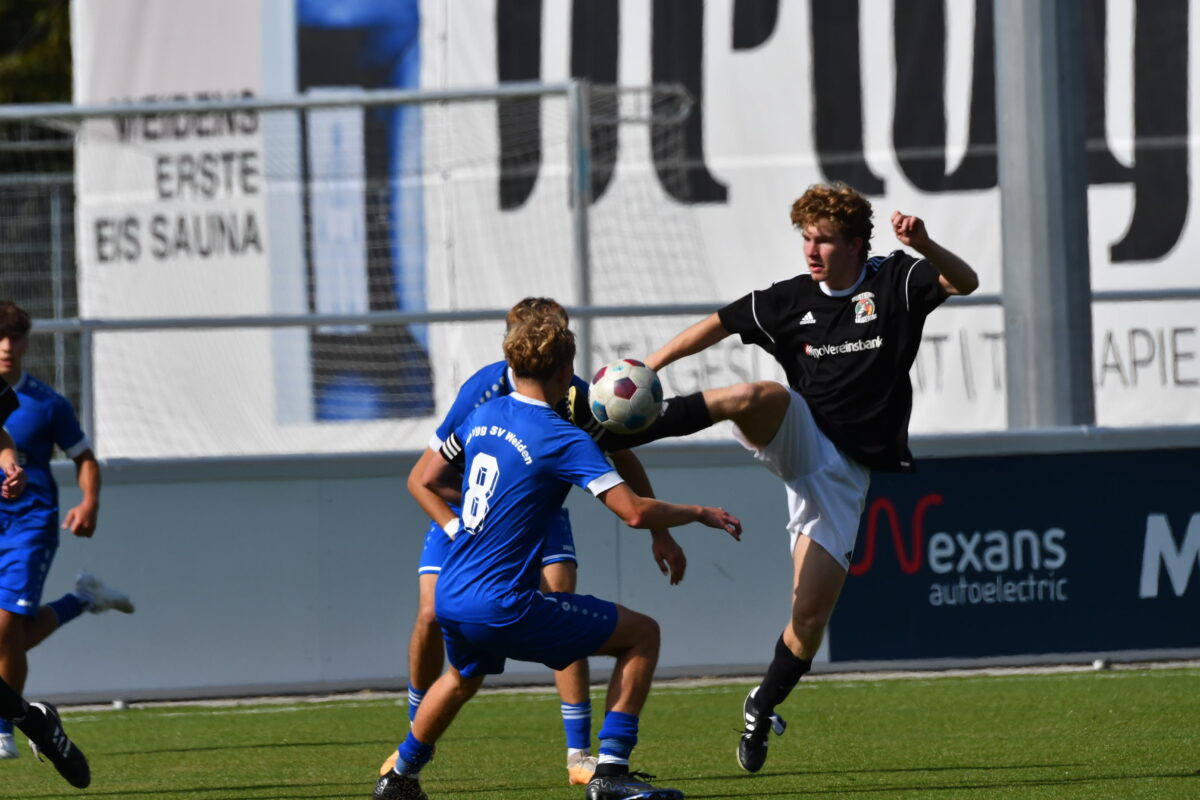 SpVgg SV Weiden U 19 siegte im Derby über Raigering