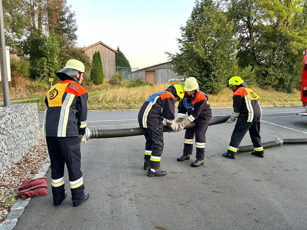 Feuerwehr Neuhaus meistert Leistungsprüfung mit Bravour