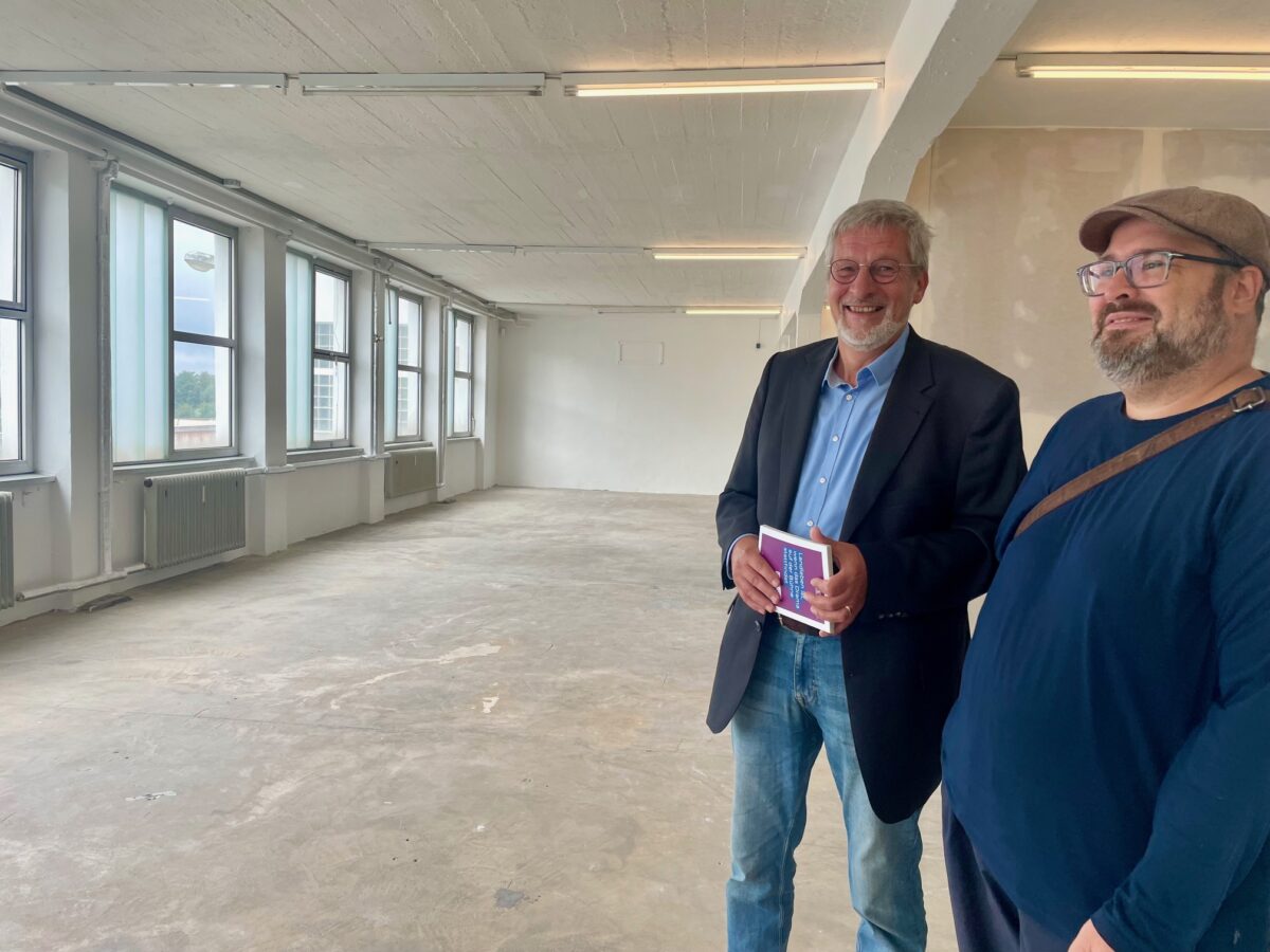 Landestheater Oberpfalz richtet in Glasfabrik Vohenstrauß feste Spielstätte ein