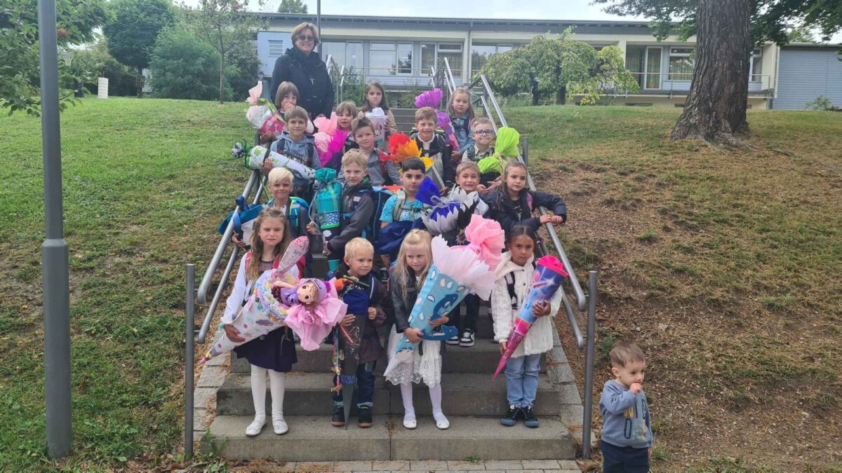 Eslarns Erstklässler starten fröhlich ins neue Schuljahr