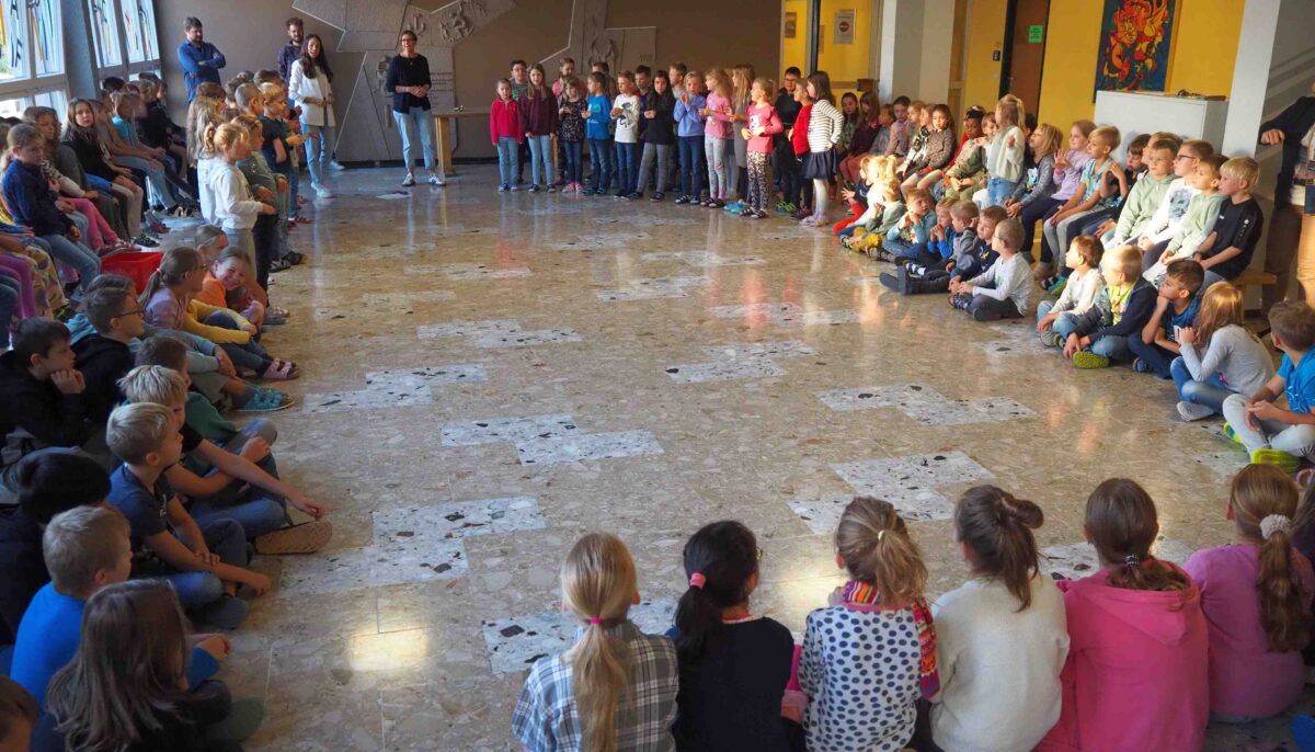 Erbendorfer Grundschüler setzen auf Gemeinschaft