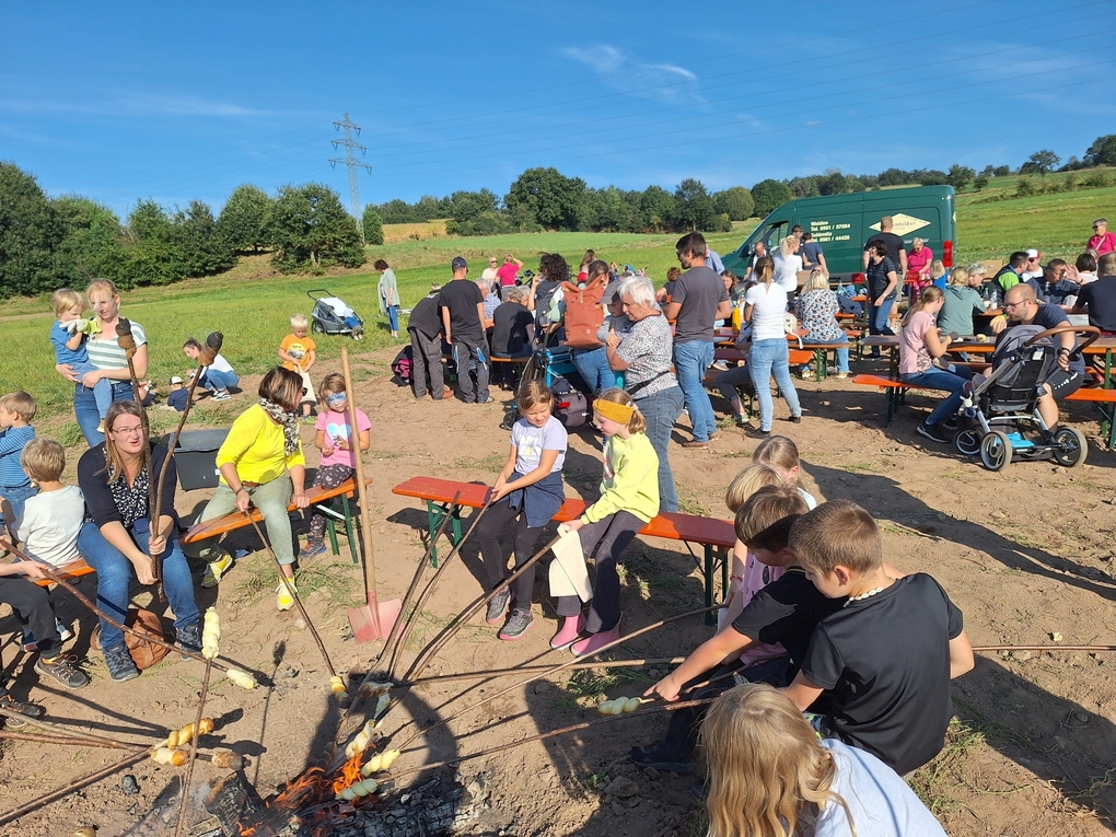 Sonniges Kartoffelfest in Schirmitz begeistert Jung und Alt