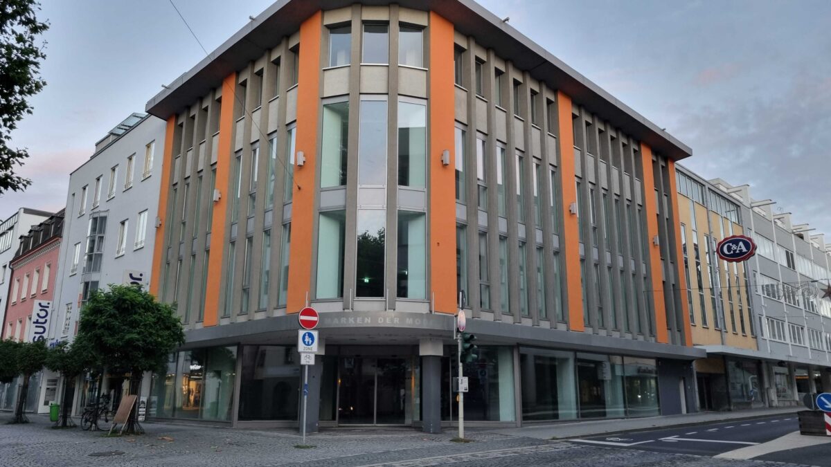„Flagshipstore“ auf zwei Etagen: Witt zieht in Jockwer-Gebäude