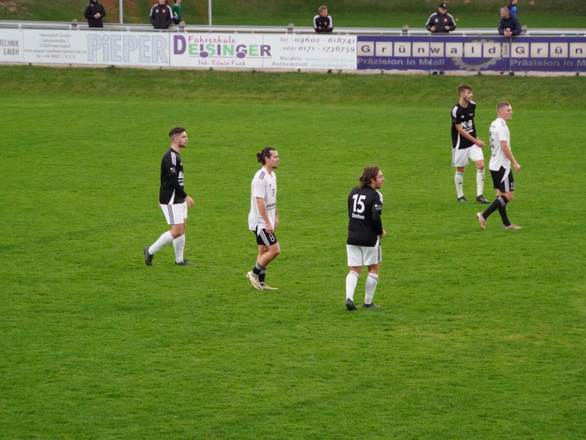 Trotz Chancenwuchers: SC Luhe-Wildenau mühelos gegen SpVgg Lam