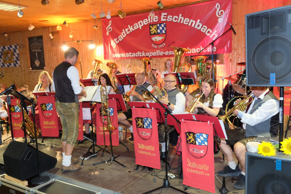 100-jähriges Gründungsjubiläum: Stadtkapelle Eschenbach feiert mit Oktoberfest