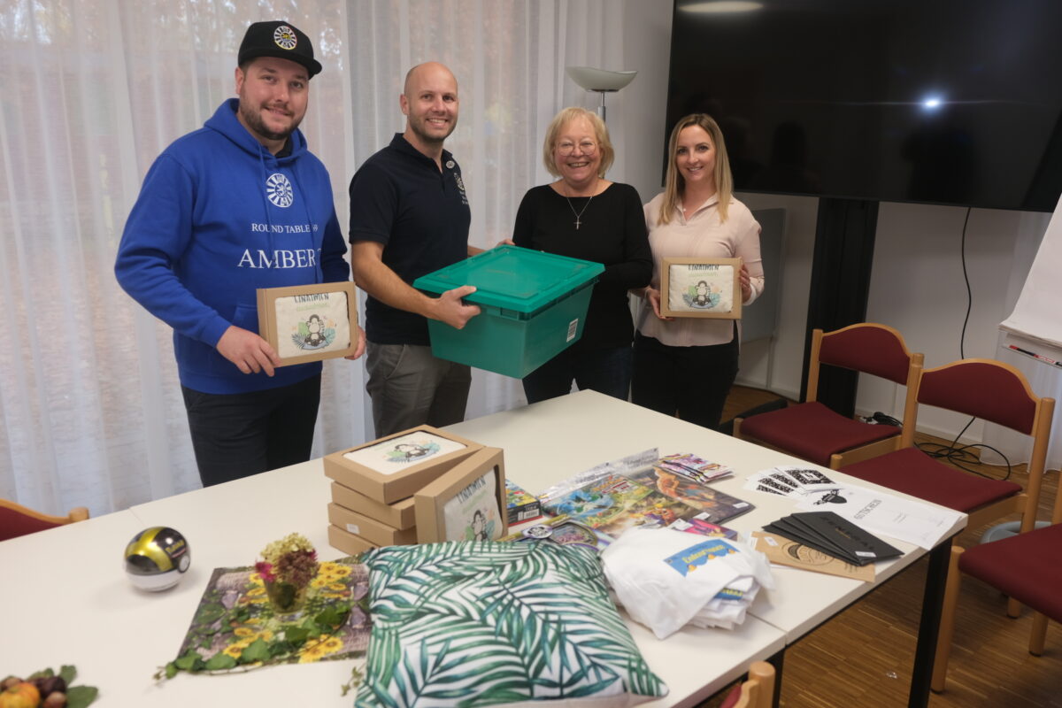 Entenrennen-Preise unterstützen Pflegefamilien
