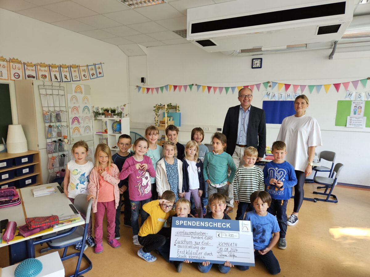 Kemnath unterstützt Erstklässler mit 100 Euro