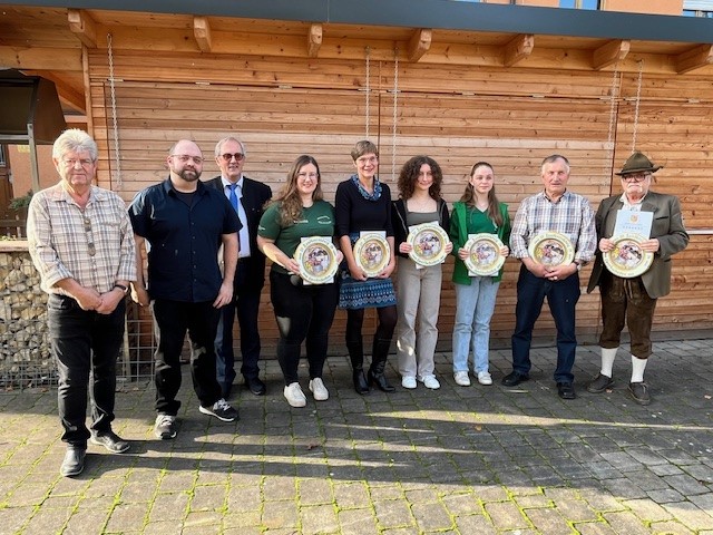 Landkreis ehrt Meister im Sportschießen