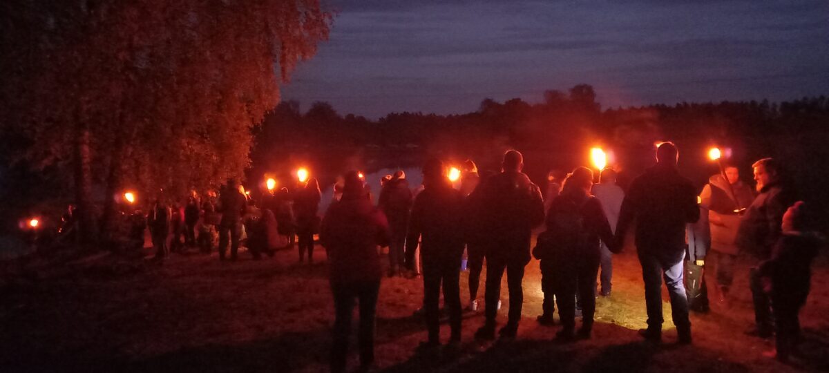 Mutige Geisterjäger erkunden Muckenthaler Teiche