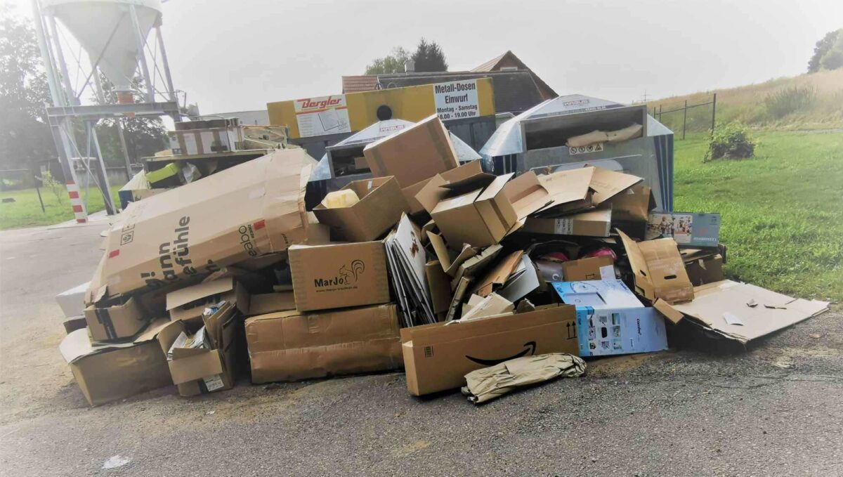 Online-Shopping überfordert Müllentsorgung in Neustadt