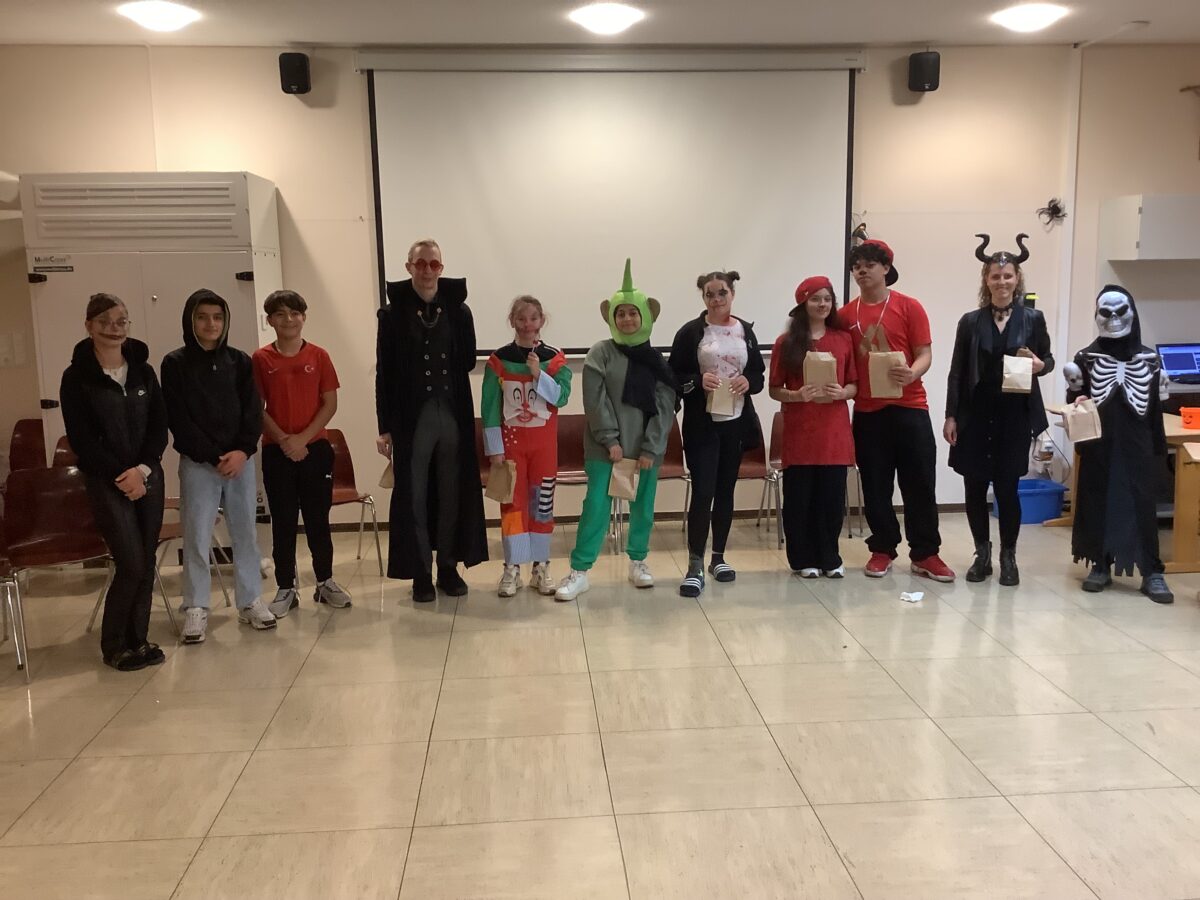 Pressath feiert kreatives Halloween an Grund- und Mittelschule