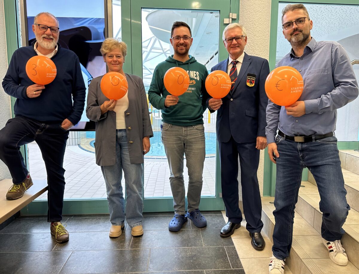 Stadtwerke Amberg fördern Sicherheit mit 3.000 Euro Spende
